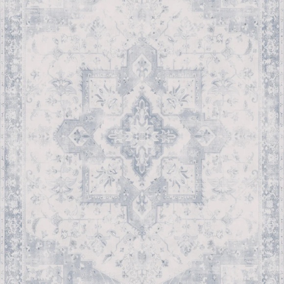 New in box 10x14 Ruggable Rug - Picture 2 of 4